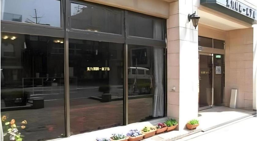 Urban Place Inn Kokura Китакюсю Экстерьер фото